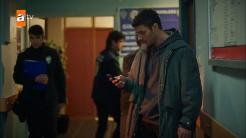 Kardeslerim.BL.11.WEBRip.720p.AC3.by.cideli37.TORK.mkv_snapshot_00.07.35.758.jpg