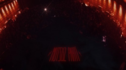 Buyuk.ev.Ablukada.2020.WEBRip.1080p.x264.AAC.TR.TORK.mkv_snapshot_00.00.36.031.jpg