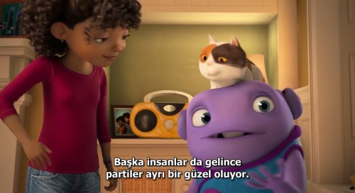 Evim.Home.2015.BluRay.720p.x264.DD5.1.E.AC3.DUAL.TR-ENG.TORK.mkv_snapshot_01.22.25.979.jpg