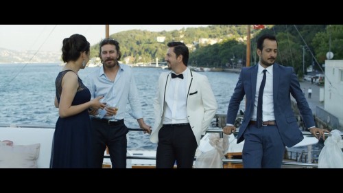 Karisik.Kaset.2014.NF.1080p.WEB-DL.x264.DD5.1.E.AC3.TR.TORK.mkv_snapshot_01.10.44.057.jpg