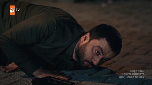 Eskiya.Dunyaya.Hukumdar.Olmaz.BL.199.Sezon.Final.Bolum.HDTvRip.720p.AC3.by.TheWelleTy.TORK.mkv_snapshot_00.09.07.634.jpg