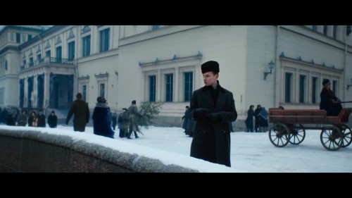Gumus.Patenler.2020.NF.720p.WEB-DL.x264.DD5.1-E.AC3.DUAL.TR-ENG.TORK.mkv_snapshot_01.20.38.630.jpg