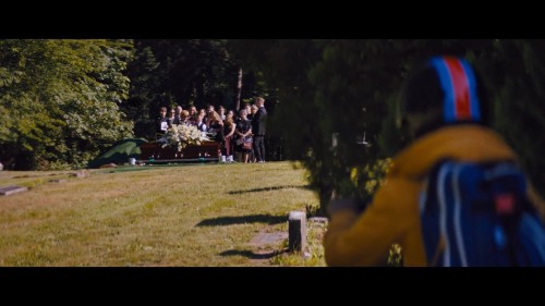 Annem.Yasasin.2021.NF.1080p.WEB-DL.x264.DD5.1-E.AC3.DUAL.TR-ENG.TORK.mkv_snapshot_00.01.50.271.jpg