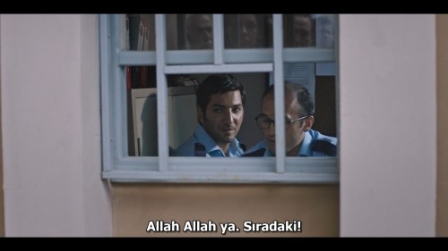 Gorulmustur.2019.NF.720p.WEB-DL.x264.DD5.1-E.AC3.TR.TORK.mkv_snapshot_01.21.47.181.jpg