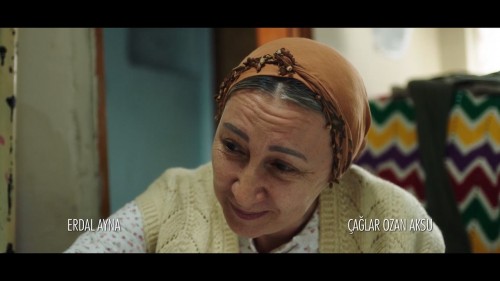 Suursuz.Ask.2019.NF.720p.WEB-DL.x264.AAC.TR.TORK.mkv_snapshot_00.04.09.619.jpg