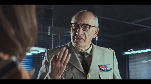 Emekli.Ajan.2021.NF.1080p.WEB-DL.x264.DD5.1-E.AC3.DUAL.TR-ENG.TORK.mkv_snapshot_00.14.44.899.jpg