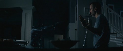 Onemsiz.Biri.Nobody.2021.BluRay.720p.x264.AC3.DUAL.TR-ENG.TORK.mkv_snapshot_00.04.44.168.jpg