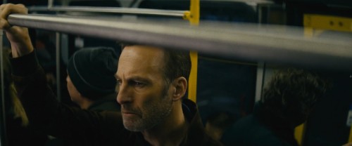 Onemsiz.Biri.Nobody.2021.BluRay.720p.x264.AC3.DUAL.TR-ENG.TORK.mkv_snapshot_00.20.35.835.jpg