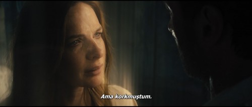 Zihin.Gezgini.Reminiscence.2021.WEBRip.1080p.x264.AC3.TR.ALTYAZI.TORK.mkv_snapshot_01.33.42.928.jpg
