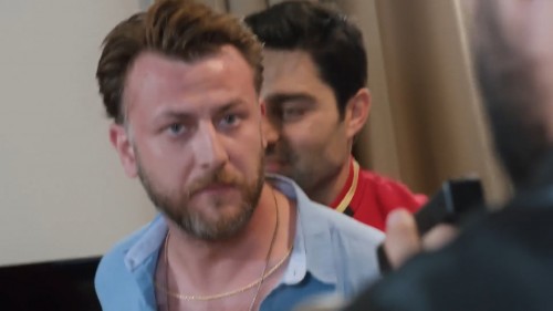 Kucuk.Yalanlar.2021.WEBRip.1080p.AAC.TR.TORK.mkv_snapshot_01.31.27.704.jpg
