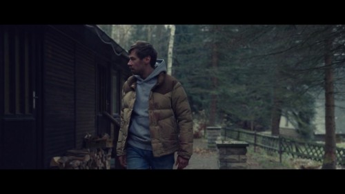 Av.Gunu.Prey.2021.NF.1080p.WEB-DL.x264.DD5.1.E.AC3.DUAL.TR-ENG.TORK.mkv_snapshot_00.57.32.962.jpg