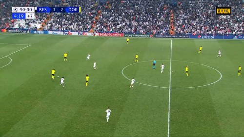 Sampiyonlar-Ligi-Besiktas-1-2-Borussia-Dortmund-15.09.21-Full-Mac-EXXEN-1080p-WEBRip-AAC-TR-TORK.mkv_snapshot_01.41.44.694.jpg