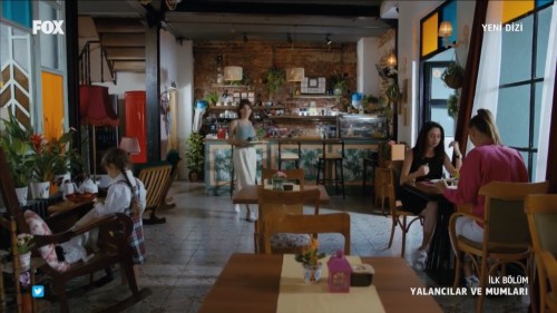 Yalancilar.ve.Mumlari.BL01.HDTvRip.720p.AC3.by.cideli37.TORK.mkv_snapshot_00.24.10.200.jpg
