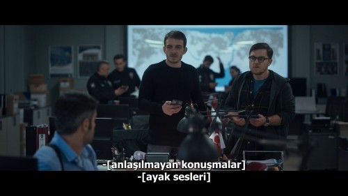 Kin.2021.NF.1080p.WEB-DL.x264.E.AC3.TR-ENG.TORK.mkv_snapshot_01.21.38.940.jpg