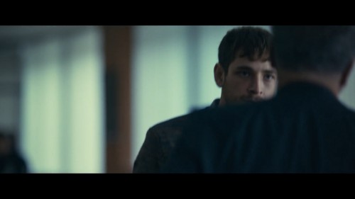 Kin.2021.NF.1080p.WEB-DL.x264.E.AC3.TR-ENG.TORK.mkv_snapshot_01.33.32.859.jpg
