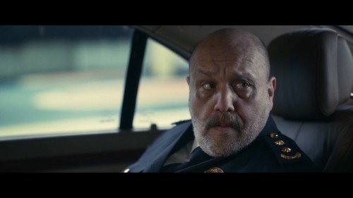 Kin.2021.NF.720p.WEB-DL.x264.E.AC3.TR-ENG.TORK.mkv_snapshot_00.03.01.959.jpg