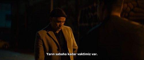 Gecenin.Disleri.Night.Teeth.2021.NF.1080p.WEB-DL.x264.AC3.DUAL.TR-ENG.TORK.mkv_snapshot_00.19.25.281.jpg