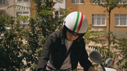 Fandom.S01BL01.WEB-DL.1080p.x264.AC3.by.cideli37.TORK.mkv_snapshot_22.56.983.jpg