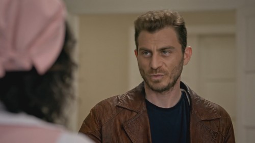 Fandom.S01BL03.WEB-DL.1080p.x264.AC3.by.cideli37.TORK.mkv_snapshot_16.57.969.jpg