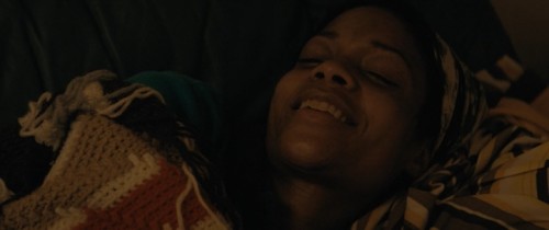 Moonlight.2016.TR.BDRip.x264.AC3.TORK.mkv_snapshot_00.58.16.243.jpg