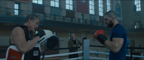 Creed.II.2018.BluRay.1080p.DUAL.DTSAC3.TR-ENG.x264.TORK.mkv_snapshot_01.34.15.400.jpg
