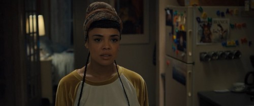 Creed.II.2018.TR.BDRip.AC3.x264.TORK.mkv_snapshot_00.33.42.687.jpg