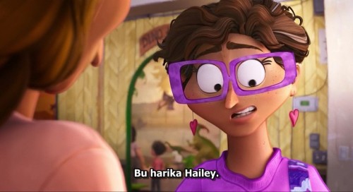 Ailem.Robotlara.Karsi.2021.NF.2021.NF.HDRip.WEB-DL.x264.AAC.TRDUB.TORK.mkv_snapshot_00.26.39.400.jpg