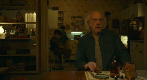 Sevkat.Bari.The.Tender.Bar.2021.WEB-DL.1080p.x264.DD5.1.E.AC3.DUAL.TR-ENG.TORK.mkv_snapshot_00.28.56.804.jpg