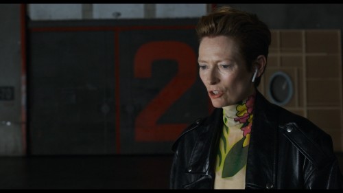 The-Human-Voice.2020.WEB-DL.720p.x264.AC3.DUAL.TR-ENG.TORK.mkv_snapshot_25.58.602.jpg