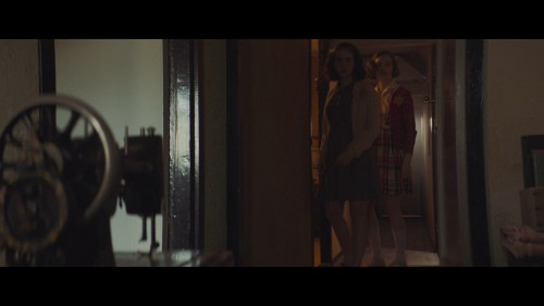 Can-Dostum-Anne-Frank-2021.WEB-DL.1080p.x264.DD5.1.E.AC3.DUAL.TR-ENG.TORK.mkv_snapshot_00.52.20.178.jpg