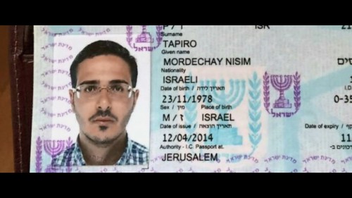 Tinder.Avcisi.2022.NF.1080p.WEB-DL.x264.DD5.1.E.AC3.DUAL.TR-ENG.TORK.mkv_snapshot_01.05.25.760.jpg