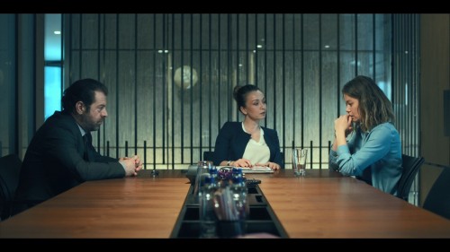 Insanlar.Ikiye.Ayrilir.2020.WebRip.1080p.x264.AAC.TORK.mkv_snapshot_00.31.02.657.jpg