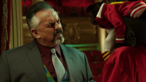 Russell.Madness.2015.AMZN.WEB-DL.720p.x264.AAC.DUAL.TR-ENG.TORK.mkv_snapshot_00.41.04.773.jpg