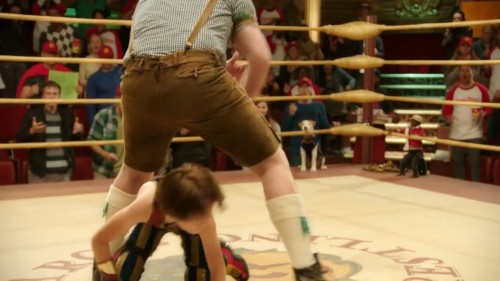 Russell.Madness.2015.AMZN.WEB-DL.720p.x264.AAC.DUAL.TR-ENG.TORK.mkv_snapshot_01.21.26.636.jpg