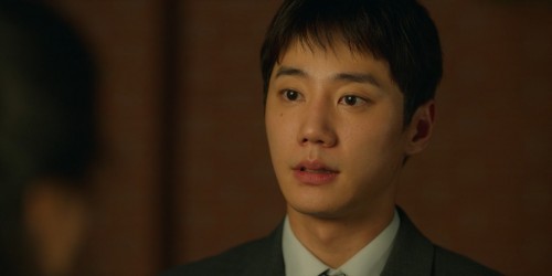 Love-and-Leashes-2022.NF.1080p.WEB-DL.x264.DD5.1.E.AC3.DUAL.TR-ENG.mkv_snapshot_01.42.51.735.jpg