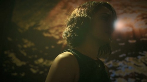 Snowpiercer.2022.NF.S03.E04.1080p.WEB-DL.AC3.DD5.1.DUAL.TR-ENG.TORK.mkv_snapshot_23.47.473.jpg