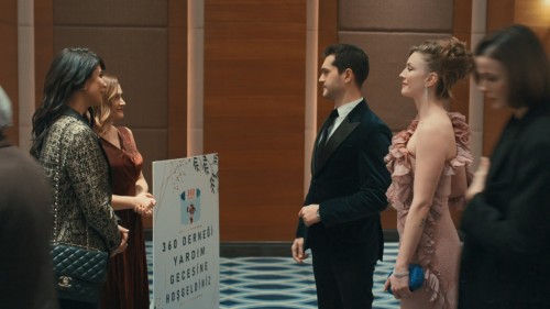 Erkek.Severse.S01BL09.WEBRip.1080p.AC3.TR.TORK.mkv_snapshot_39.22.275.jpg