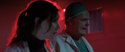 Habis.Malignant.2021.BluRay.1080p.x264.AC3.DUAL.TR-ENG.TORK.mkv_snapshot_00.03.50.025.jpg