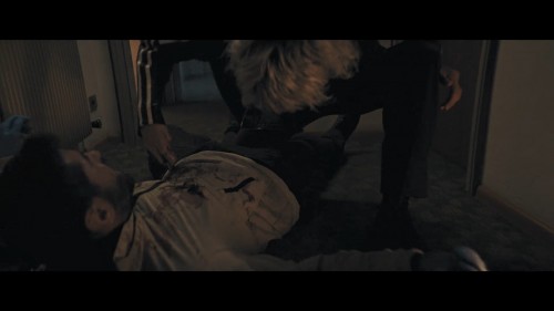 Olmeye.Hazir.Degilim.Non.mi.uccidere.2021.NF.1080p.WEB-DL.x264.AC3.DUAL.TR-ENG.TORK.mkv_snapshot_01.09.19.184.jpg