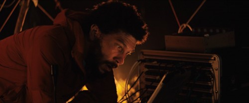 Dunyada.In.the.Earth.2021.BluRay.1080p.x264.AC3.DUAL.TR-ENG.TORK.mkv_snapshot_01.29.02.394.jpg