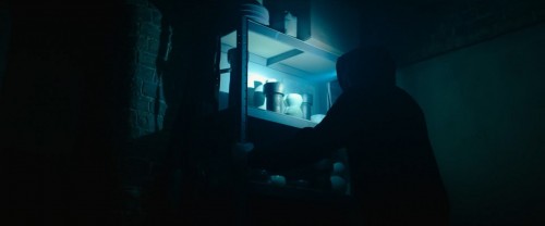 Bir.Ugradim.I.Came.By.2022.NF.WEB-DL.m1080p.x264.AC3.DUAL.TR-ENG.TORK.mkv_snapshot_00.23.58.915.jpg