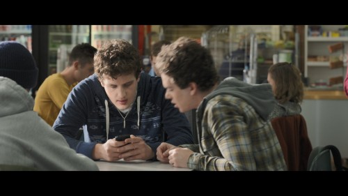 Bay.Harriganin.Telefonu.2022.NF.WEB-DL.1080p.x264.DD5.1.E-AC3.DUAL.TR-ENG.TORK.mkv_snapshot_00.23.52.000.jpg