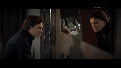 Amerikan.Gecesi.American.Night.2021.WEBRip.1080p.x264.AAC.DUAL.TR-ENG.TORK.mkv_snapshot_00.18.01.497.jpg