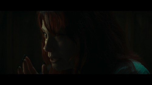 Evil.Dead.Rise.2023.BluRay.1080p.Remux.AVC.x264.DTS.AC3.DUAL.TR-ENG.TORK.mkv_snapshot_00.30.33.391.jpg