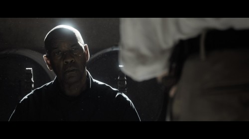 The.Equalizer.3.2023.BluRay.1080p.Remux.AVC.DTS.ENG-TRSUB.TORK.mkv_snapshot_00.06.45.619.jpg