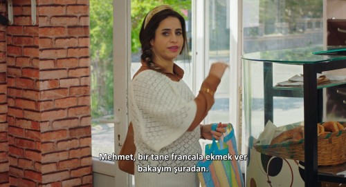 Firincinin.Karisi.2019.AMZN.WEB-DL.1080p.x264.AC3.TR.TORK.mkv_snapshot_00.01.44.621.jpg