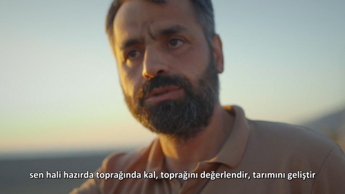 Topraga.Kusmek.Olmaz.2023.WEBRip.1080p.x264.AAC.TR.TORK.mkv_snapshot_16.18.096.jpg