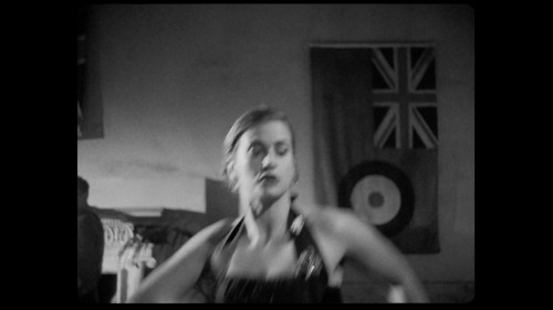 Lola.2022.WEBRip.1080p.x264.AAC.DUAL.TR-ENG.TORK.mkv_snapshot_00.27.08.619.jpg