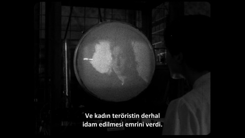 Lola.2022.WEBRip.1080p.x264.AAC.DUAL.TR-ENG.TORK.mkv_snapshot_01.05.21.032.jpg