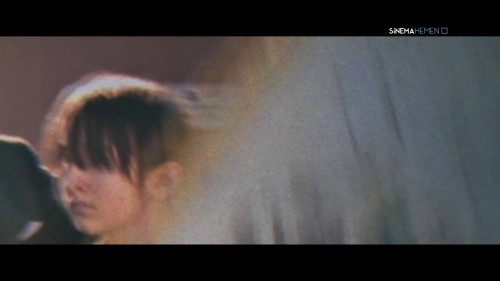 To.Leslie.2022.WEBRip.1080p.x264.AAC.DUAL.TR-ENG.TORK.mkv_snapshot_00.02.44.480.jpg